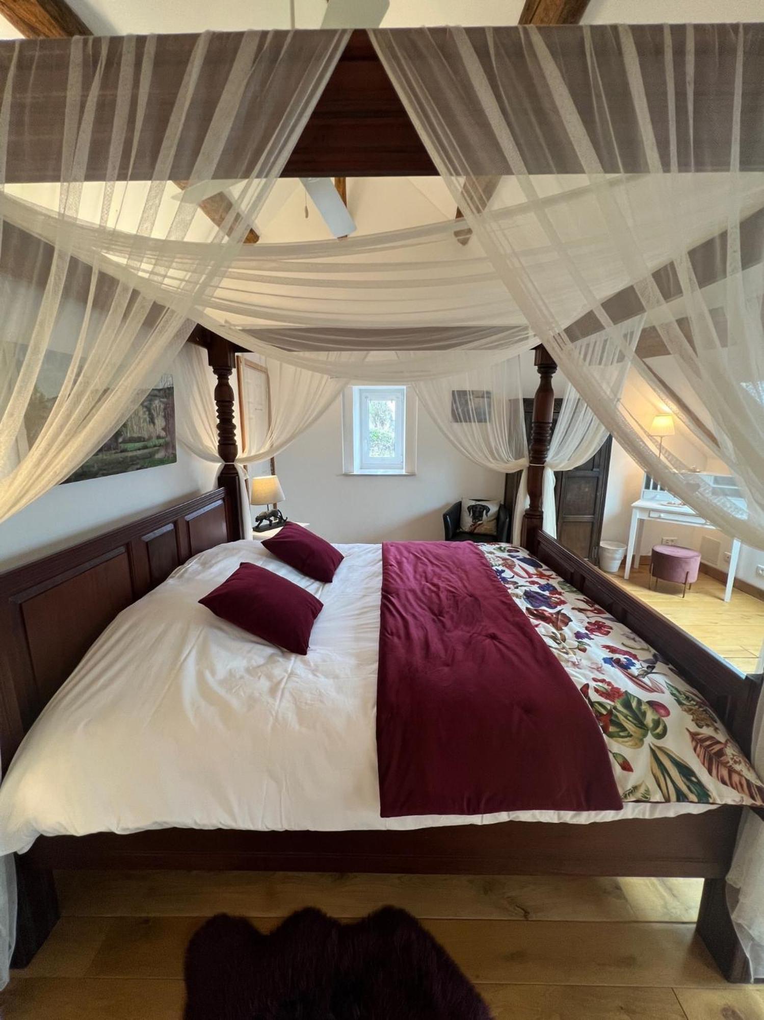 Le Prieure De Buffon Bed & Breakfast Стая снимка