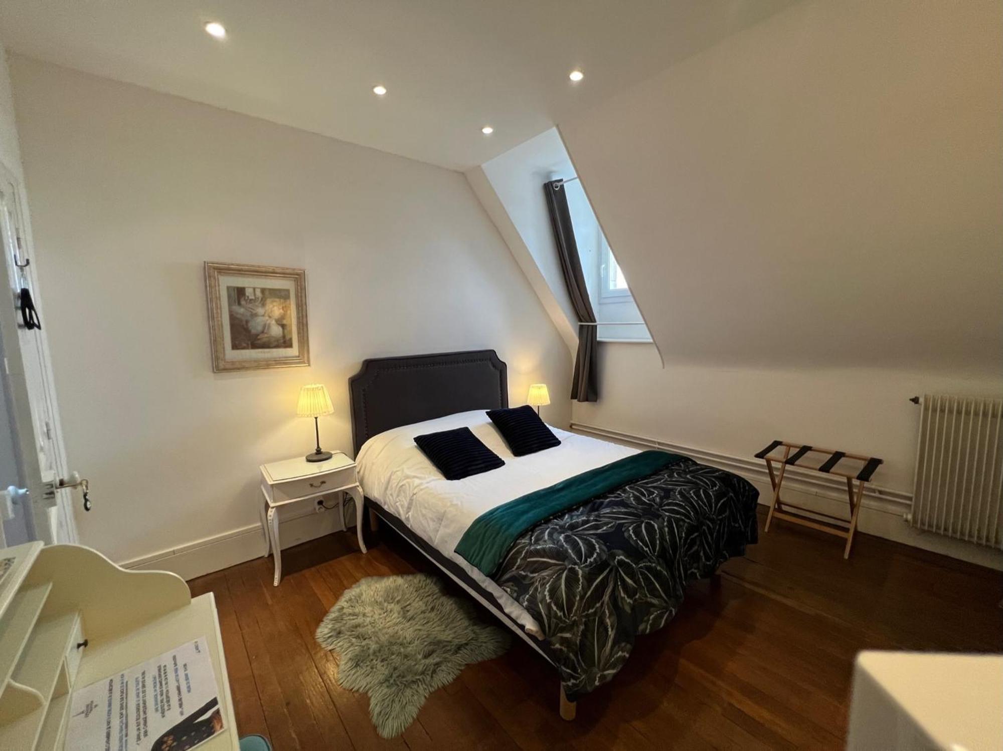 Le Prieure De Buffon Bed & Breakfast Стая снимка