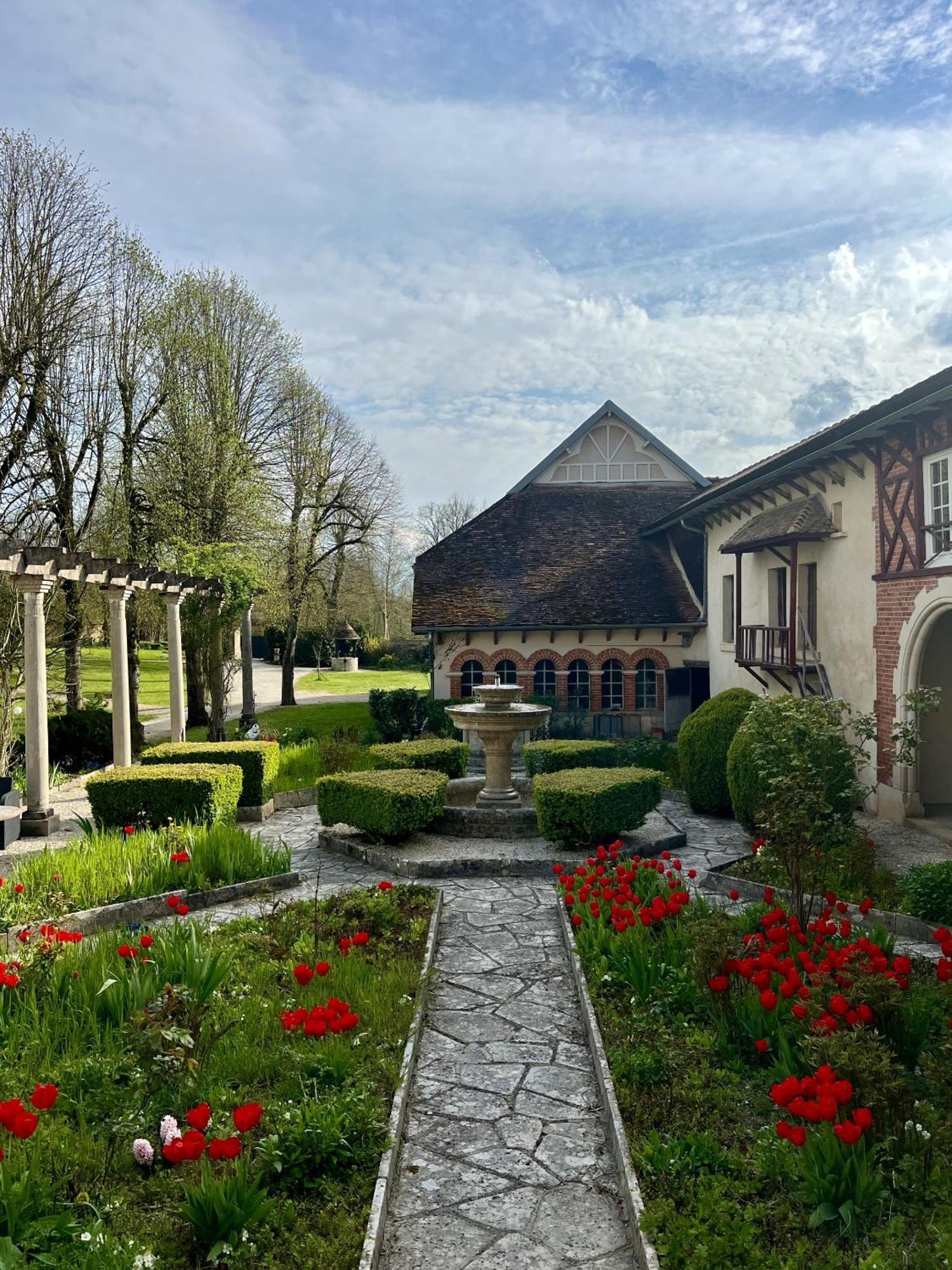 Le Prieure De Buffon Bed & Breakfast Стая снимка